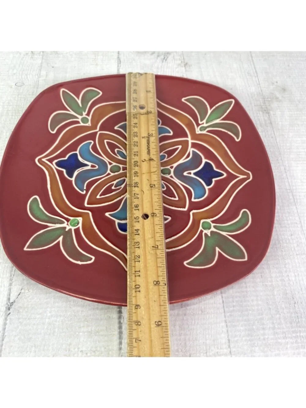 Better Homes & Gardens MEDALLION Floral Red Square Stoneware Lunch Plate Set 2
